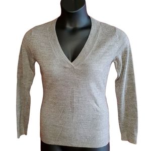 NWT | New York & Company V Neck Gray Sweater